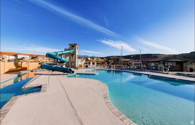 1427 N RUSTICO DR, Washington, UT 84780