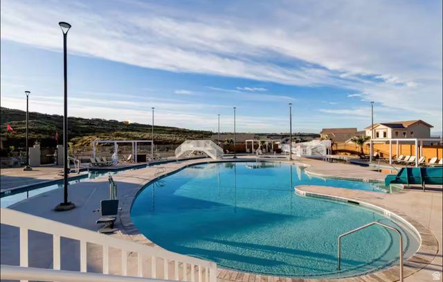 1427 N RUSTICO DR, Washington, UT 84780