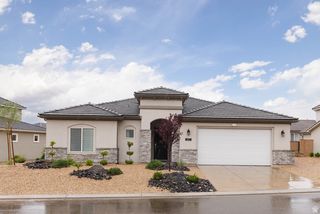 1427 N RUSTICO DR, Washington, UT 84780