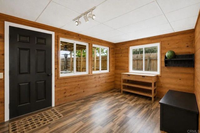 1682 E Washington Avenue, Escondido, CA 92027