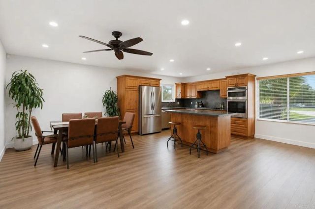 1682 E Washington Avenue, Escondido, CA 92027