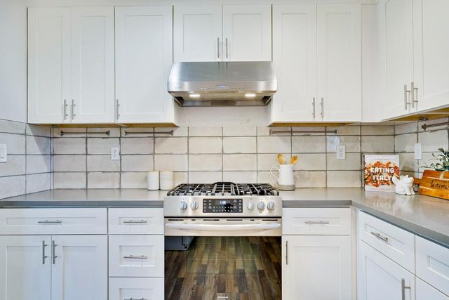 5596 Vassar Drive, San Jose, CA 95118