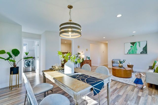 5596 Vassar Drive, San Jose, CA 95118