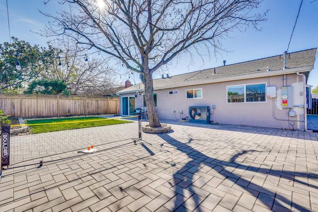 5596 Vassar Drive, San Jose, CA 95118