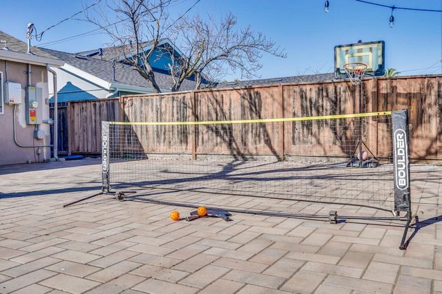 5596 Vassar Drive, San Jose, CA 95118