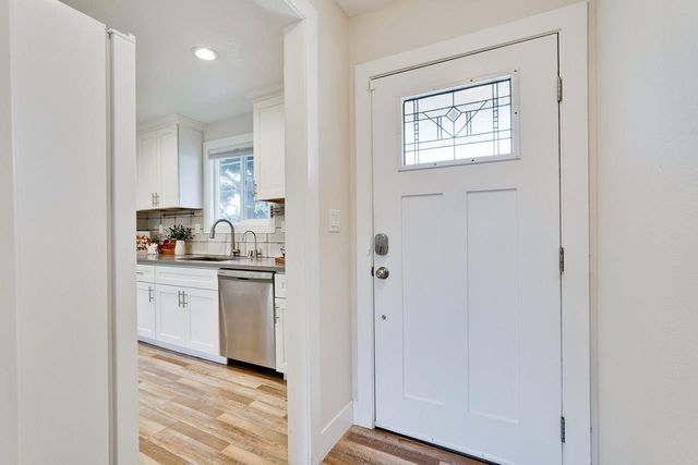 5596 Vassar Drive, San Jose, CA 95118