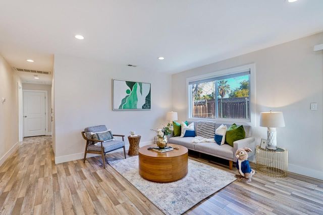 5596 Vassar Drive, San Jose, CA 95118