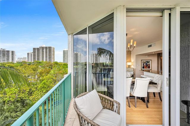 20000 E Country Club Drive 508, Aventura, FL 33180