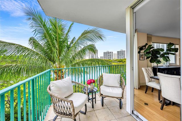20000 E Country Club Drive 508, Aventura, FL 33180
