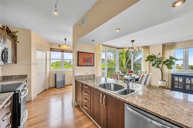 20000 E Country Club Drive 508, Aventura, FL 33180
