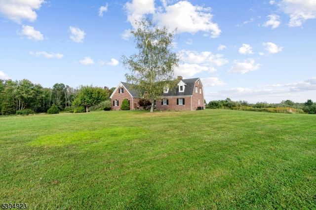 64 Mattison Rd, Frankford Twp., NJ 07826