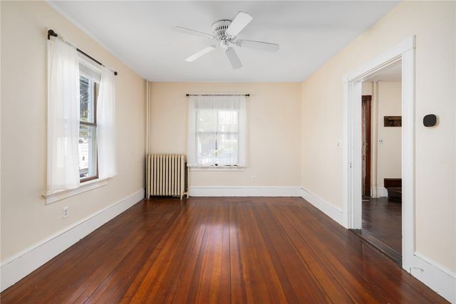 9 Cummings Road, Newport, RI 02840