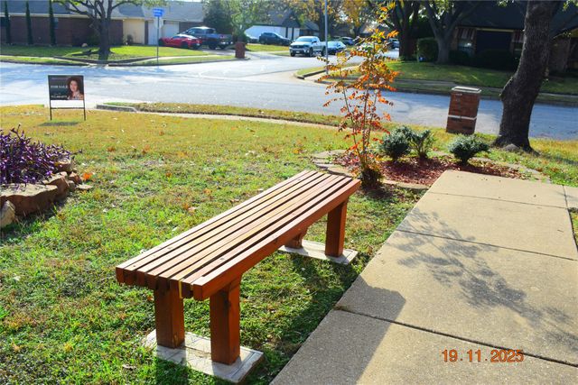 2423 Overbrook Drive, Arlington, TX 76014