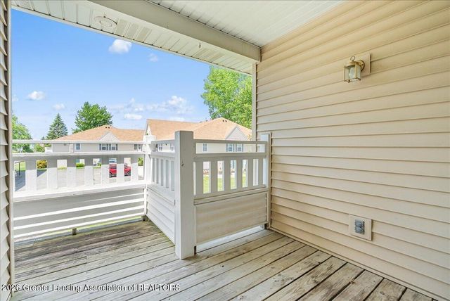 4452 Cricket Ridge Drive 204, Holt, MI 48842
