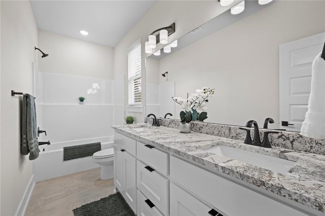 30 Cromer Drive, Bella Vista, AR 72715