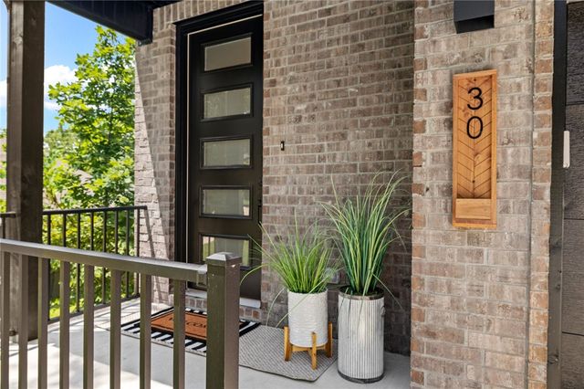 30 Cromer Drive, Bella Vista, AR 72715