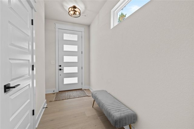 30 Cromer Drive, Bella Vista, AR 72715