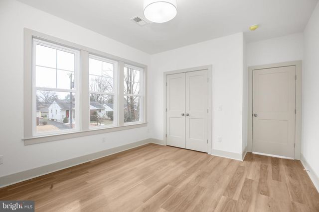 1409 BRENT ST, Fredericksburg, VA 22401