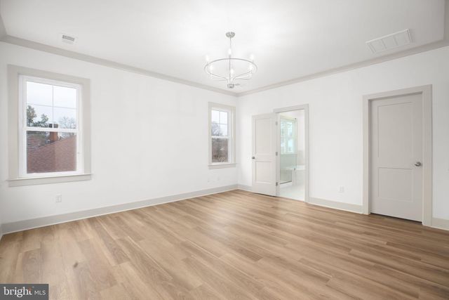 1409 BRENT ST, Fredericksburg, VA 22401