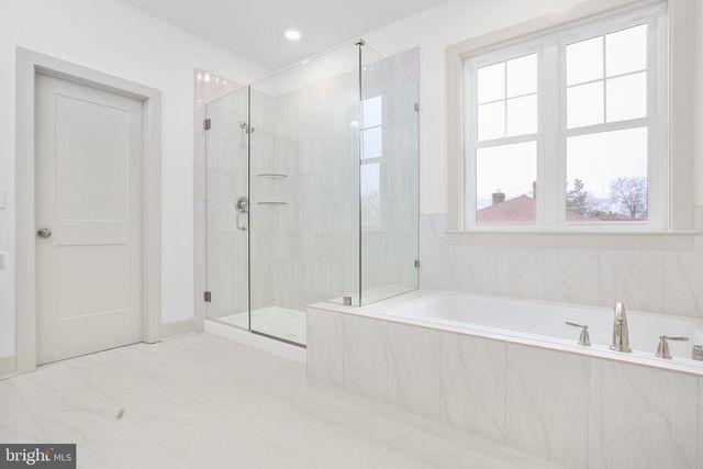 1409 BRENT ST, Fredericksburg, VA 22401