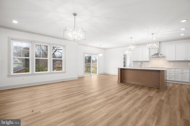 1409 BRENT ST, Fredericksburg, VA 22401