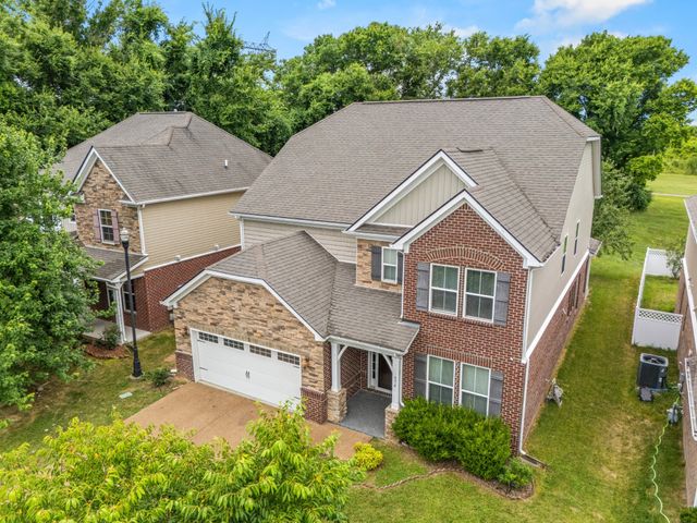 654 Foster Ln, Mount Juliet, TN 37122