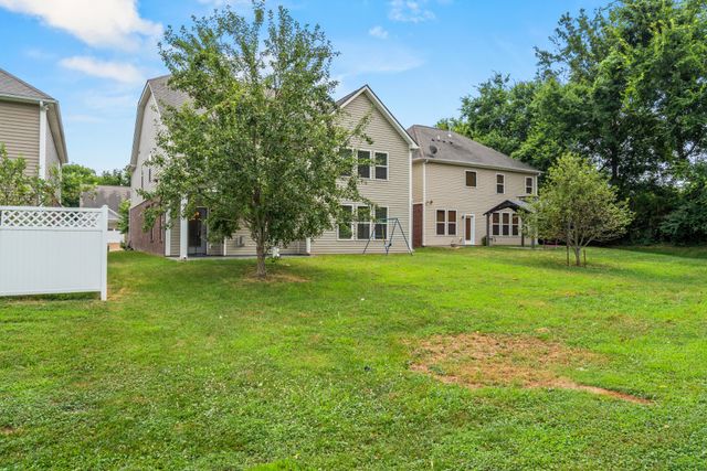 654 Foster Ln, Mount Juliet, TN 37122