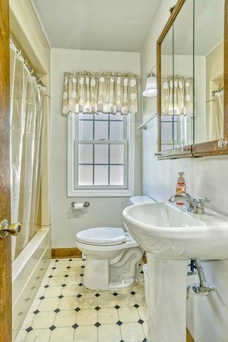 4912 W Main Street, Lowell, IN 46356