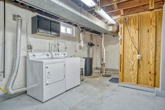 4912 W Main Street, Lowell, IN 46356