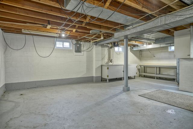 4912 W Main Street, Lowell, IN 46356