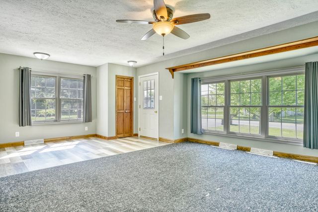 4912 W Main Street, Lowell, IN 46356