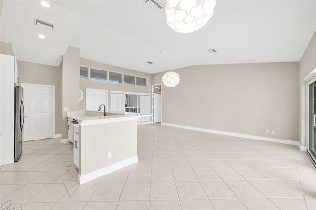 7415 Mill Pond CIR, Naples, FL 34109