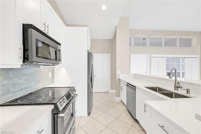 7415 Mill Pond CIR, Naples, FL 34109