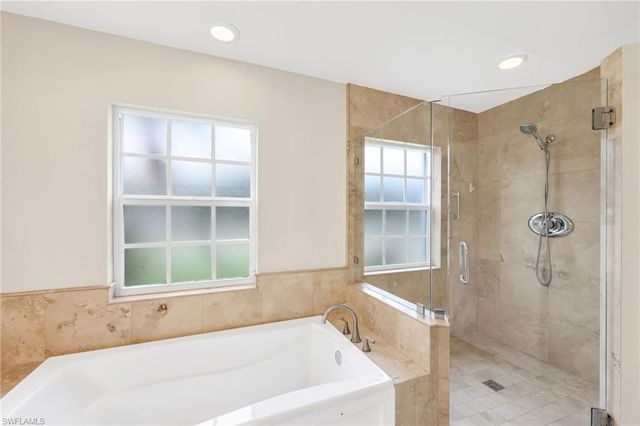 7415 Mill Pond CIR, Naples, FL 34109