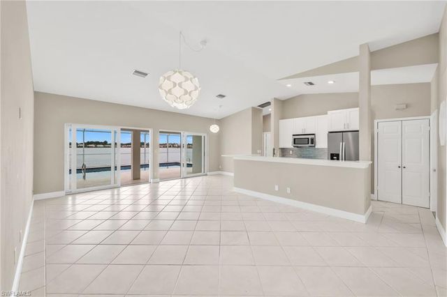 7415 Mill Pond CIR, Naples, FL 34109