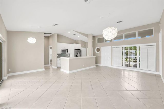 7415 Mill Pond CIR, Naples, FL 34109