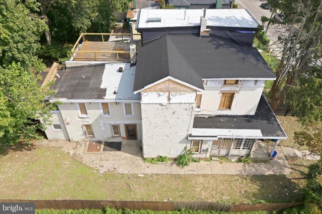 153 W HARVEY ST, Philadelphia, PA 19144