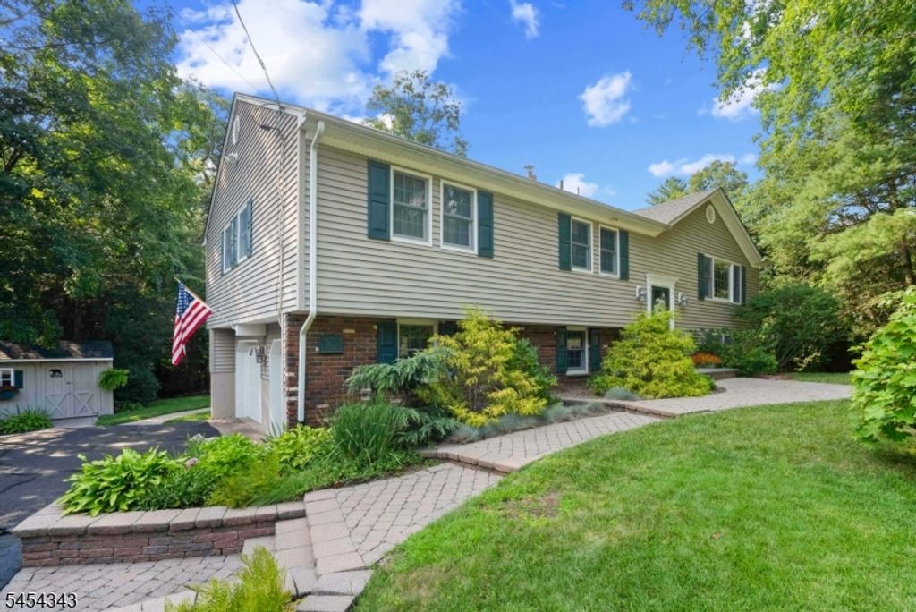 109 Vreeland Rd, West Milford Twp., NJ 07480 — photo 4