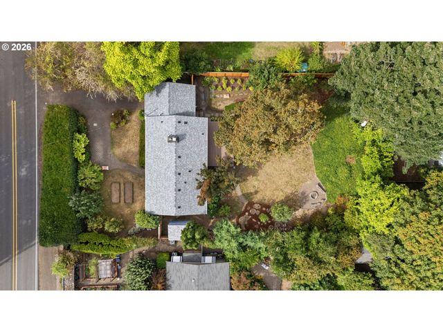 9125 Sw GARDEN HOME Rd, Portland, OR 97223