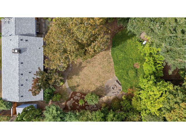 9125 Sw GARDEN HOME Rd, Portland, OR 97223