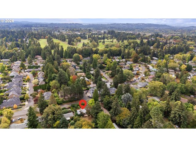 9125 Sw GARDEN HOME Rd, Portland, OR 97223