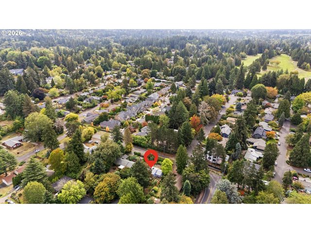 9125 Sw GARDEN HOME Rd, Portland, OR 97223