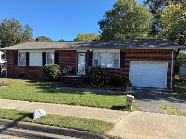 1100 Aberdeen RD, Hampton, VA 23666