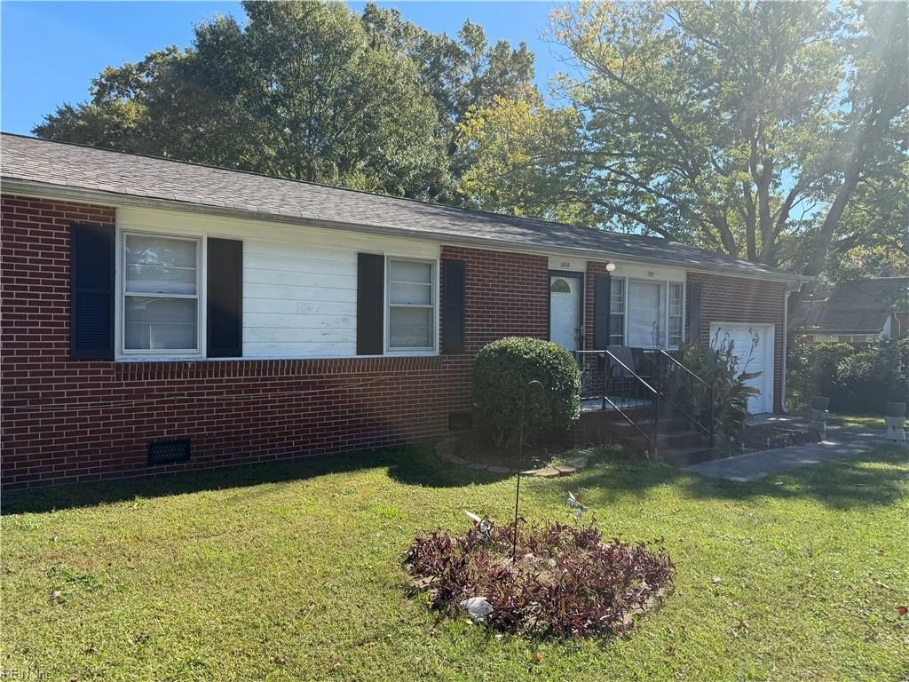 1100 Aberdeen RD, Hampton, VA 23666