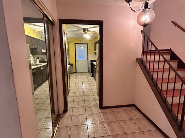 532 S Blackstone Avenue, Glenwood, IL 60425