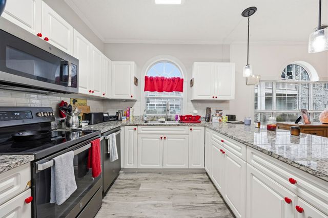 4665 Wild Iris Dr Apt 101, Myrtle Beach, SC 29577