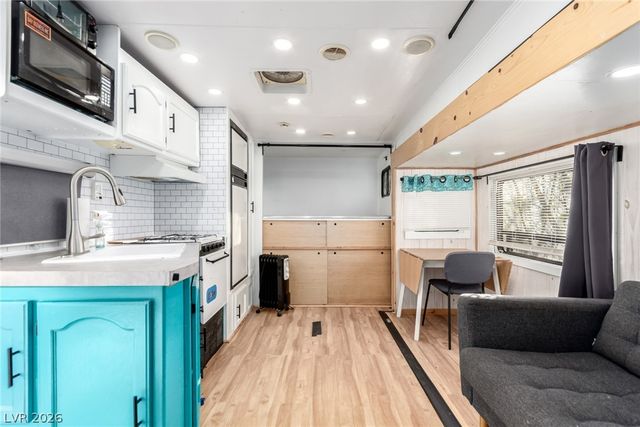 2940 South Bronco Street, Las Vegas, NV 89146