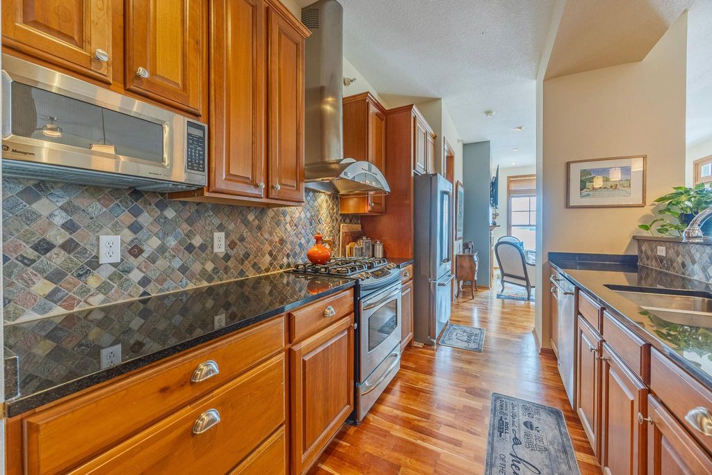 4100 Spring Street 410, Spring Park, MN 55384 — photo 5