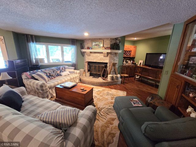 13060 Oakview Lane N, Dayton, MN 55327
