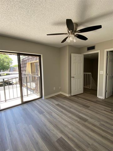 1004 ROYAL OAK BOULEVARD, Leesburg, FL 34748